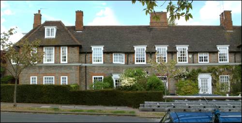 22-26 Heathgate